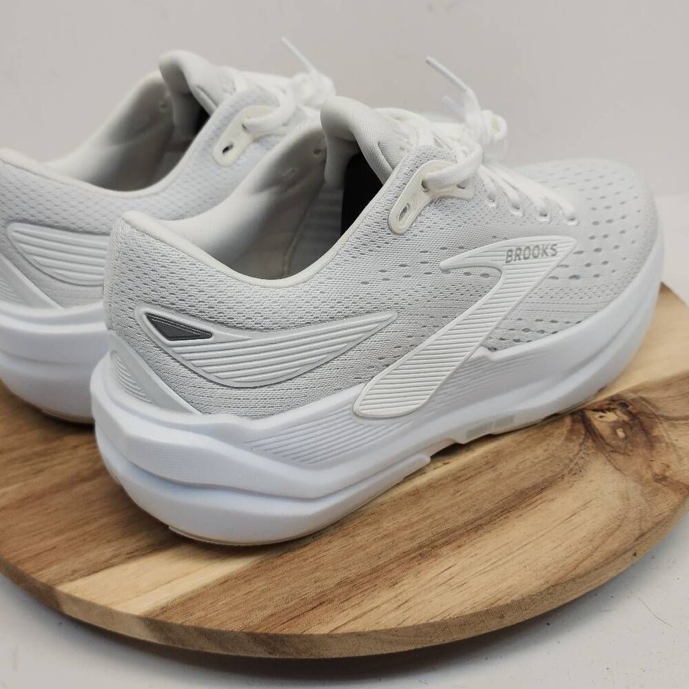 Brooks Women's Ghost Max 3 Run / Walk shoe Size 8 White - Picture 5 of 10